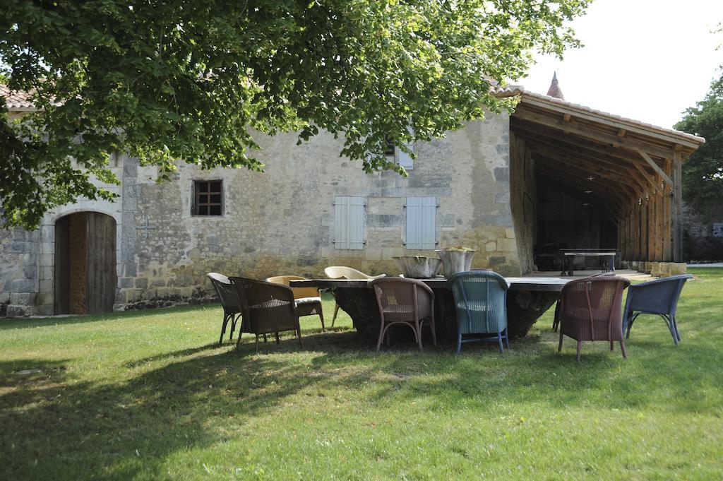 Chateau De Lerse Perignac (Charente) Exterior photo